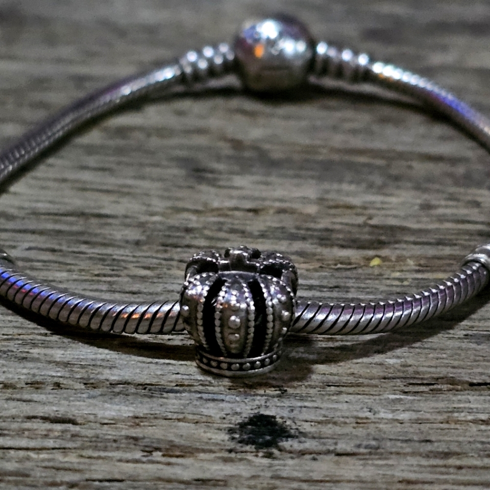 EUC PANDORA Retired Charm Regal Royal Crown Sterling Silver